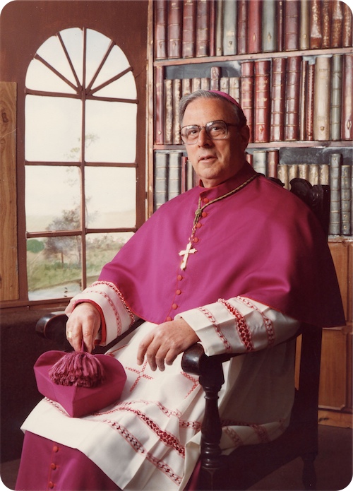 photo of Bishop Harris