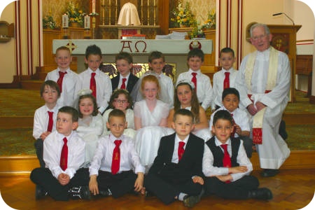 photo of First Holy Communion group with Father White