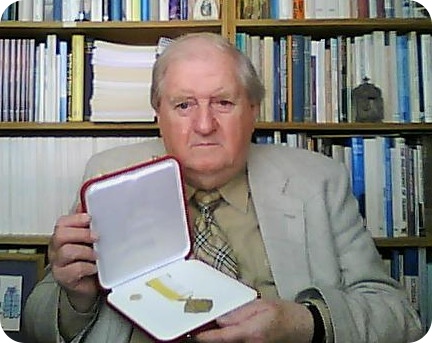 photo of Professor McClelland with Pro Ecclesia et Pontifice award