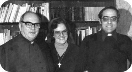 photo of Father Tony Barry with Sister Briege McKenna and Father Ricardo Morgan