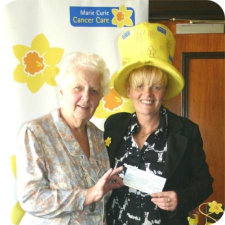 hull_cwlc_donate_500_to_marie_curie_photo