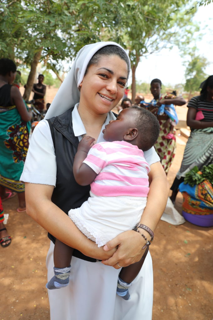Sister Nilcéia is a Brazilian missionary working in a health clinic in a remote area of Malawi