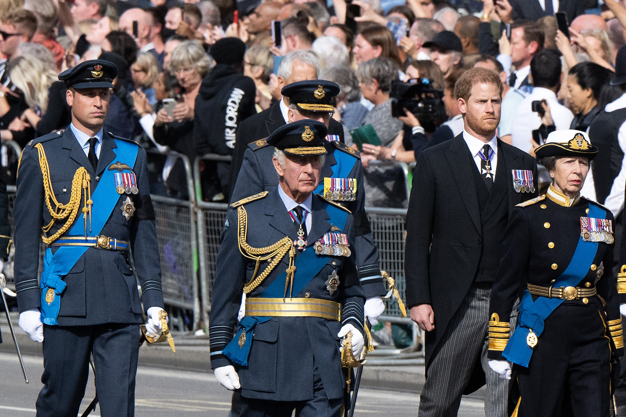 Ceremonial procession for the coffin of Queen Elizabeth II from Buckingham Palace to Westminster Hall, London © Mazur/cbcew.org.uk