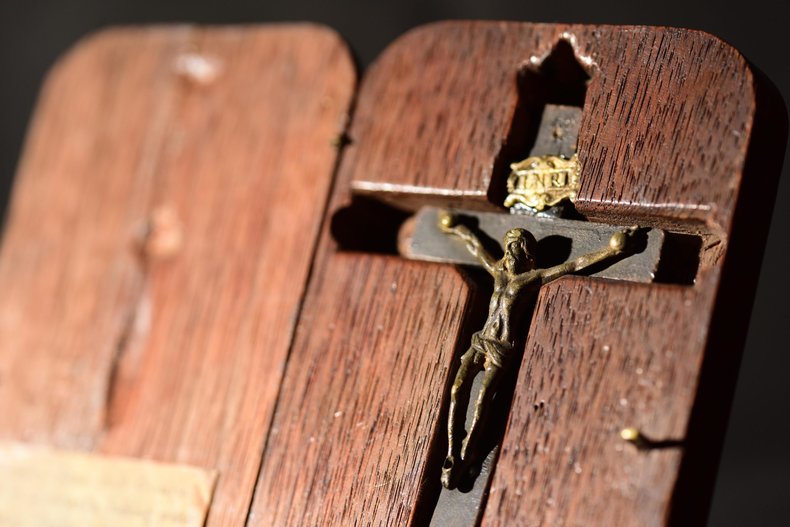 Father Edward Oldcorne's crucifix – Photo by Anthony Chappel-Ross