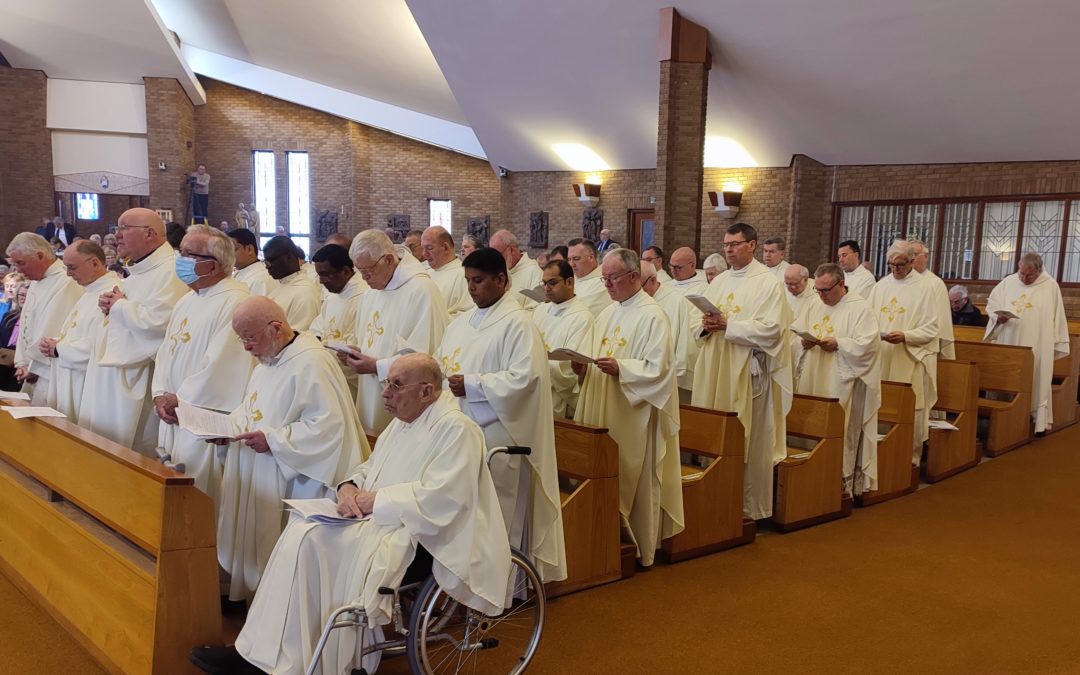 Priests renew vows at annual Chrism Mass