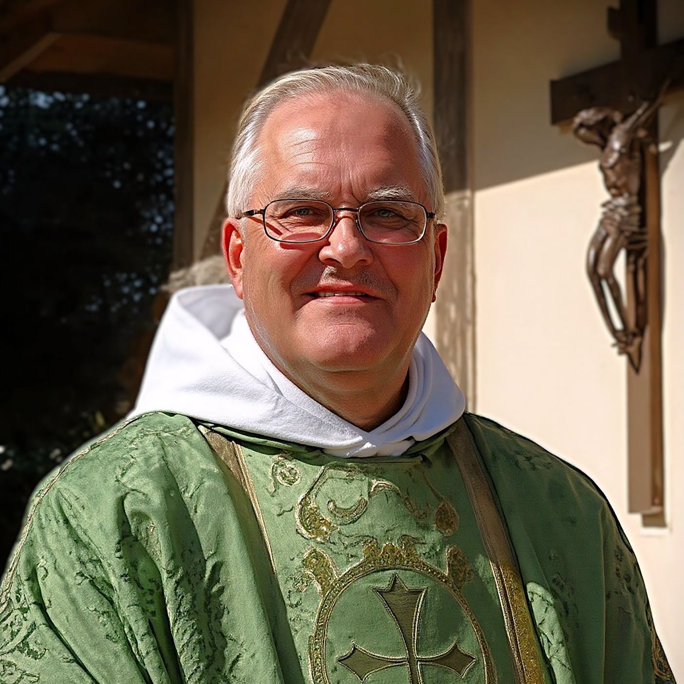Father Richard Saksons Father Richard Saksons